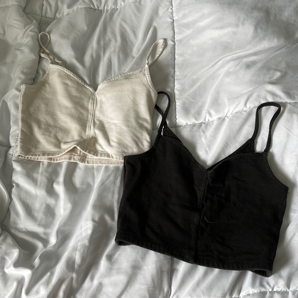 Hollister Crop tops